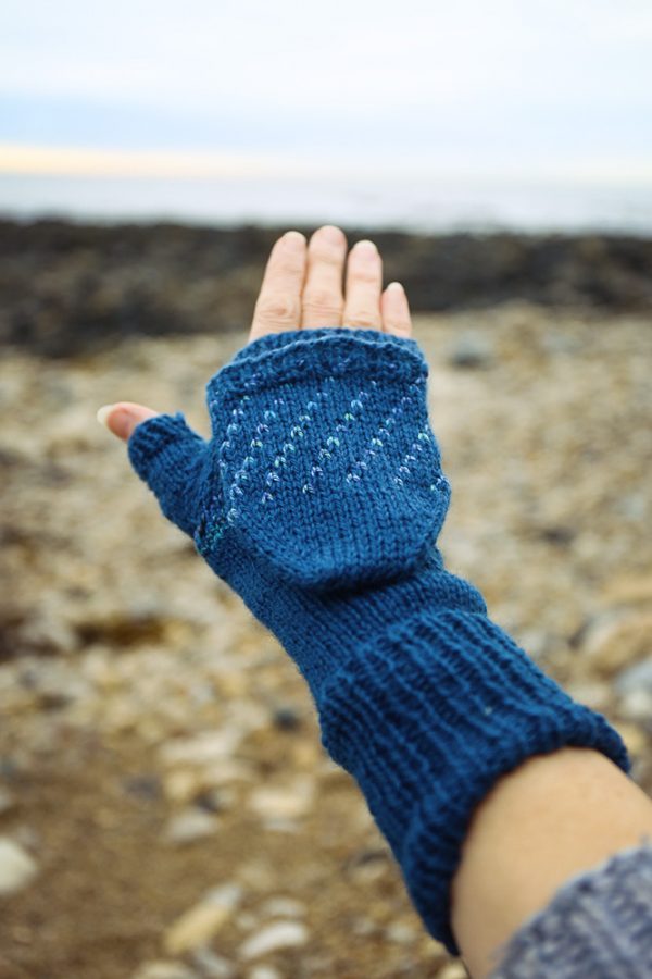 Seaglass Mittens - Image 3
