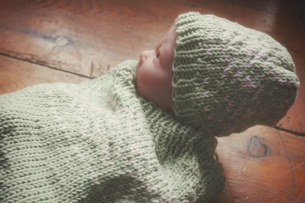 Fairisle Baby Cocoon and Beanie - Image 4