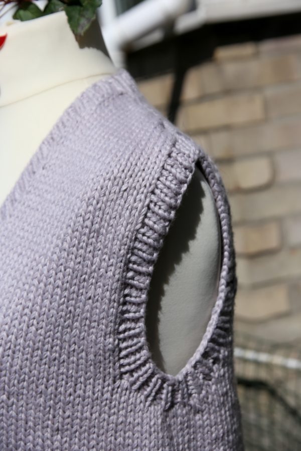 The Relaxed V Neck Tank - a knitting pattern - Image 2