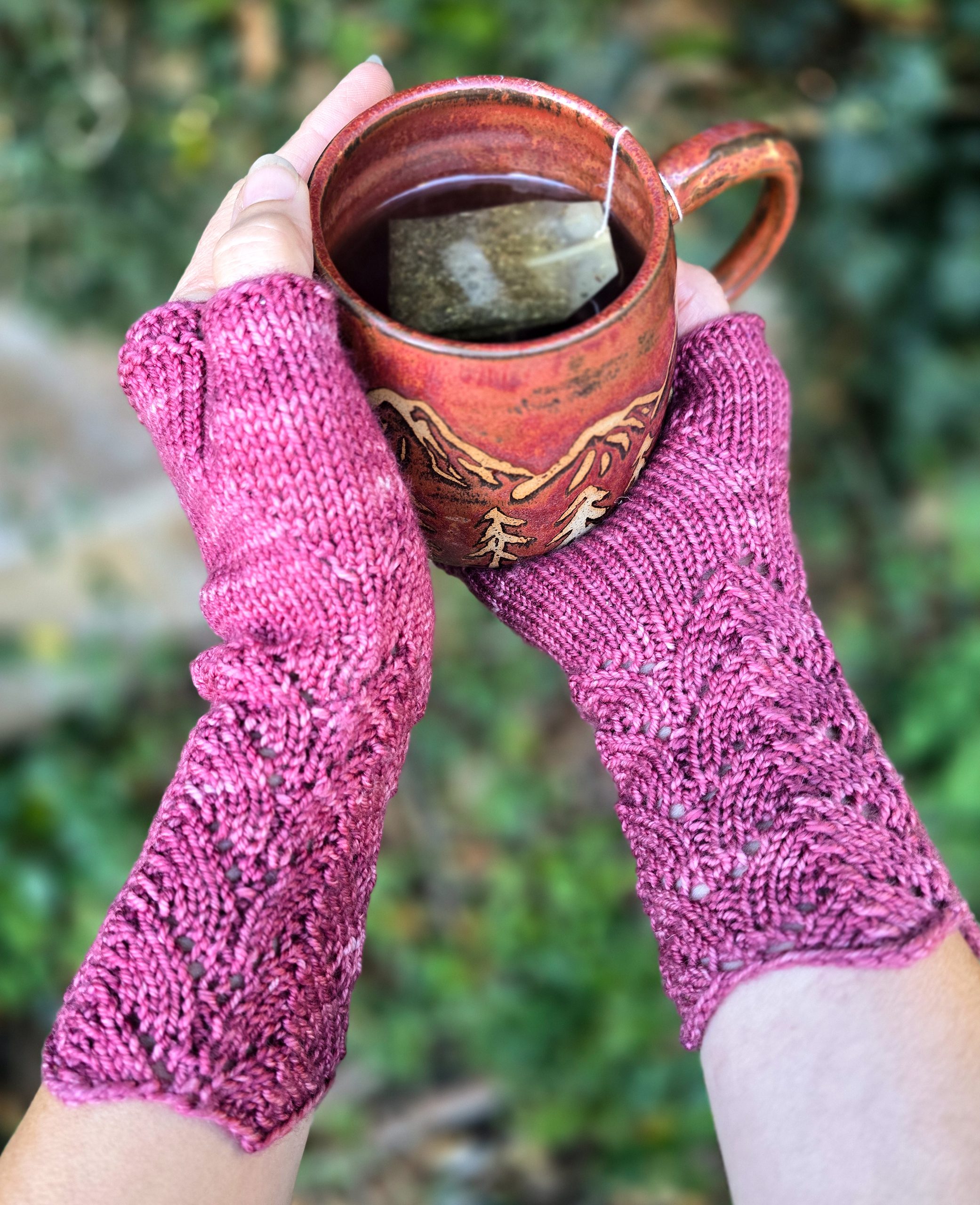 Sophisticate Mitts - Image 3